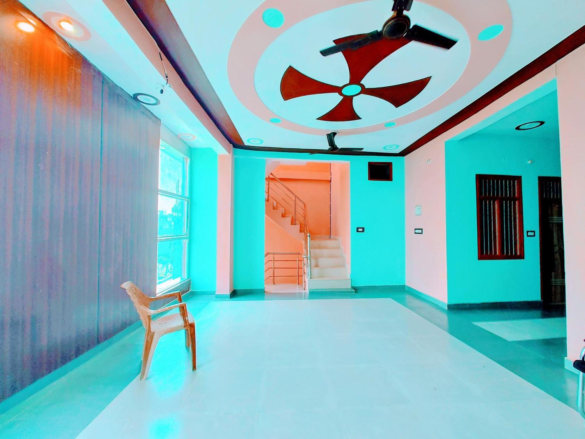 Hotel Raghukul Ayodhya ภายนอก รูปภาพ
