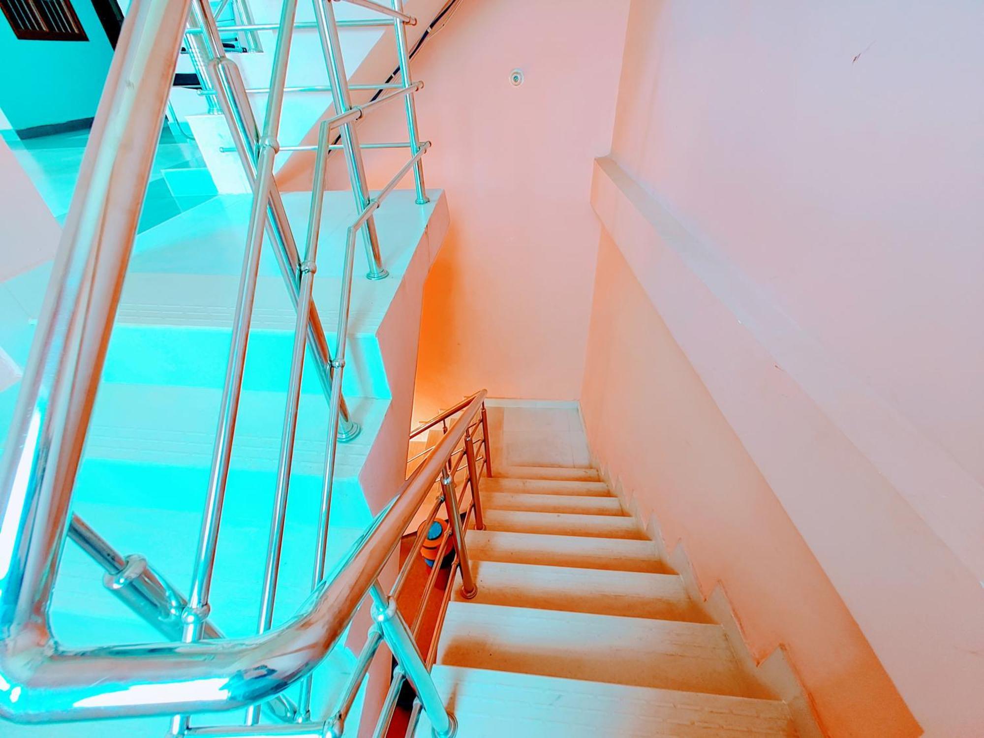 Hotel Raghukul Ayodhya ภายนอก รูปภาพ